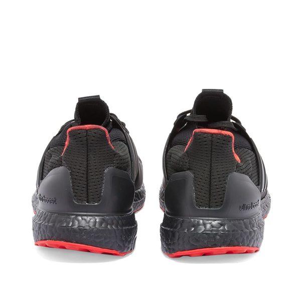 Adidas Men's Ultraboost 5.0 DNA CNY (GZ6074-BLK) черного цвета