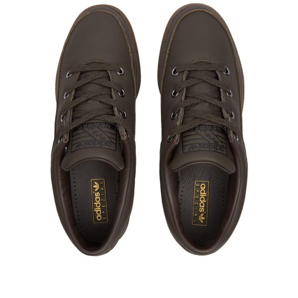 Adidas Men's SPZL Newrad (HP8842) коричневого цвета