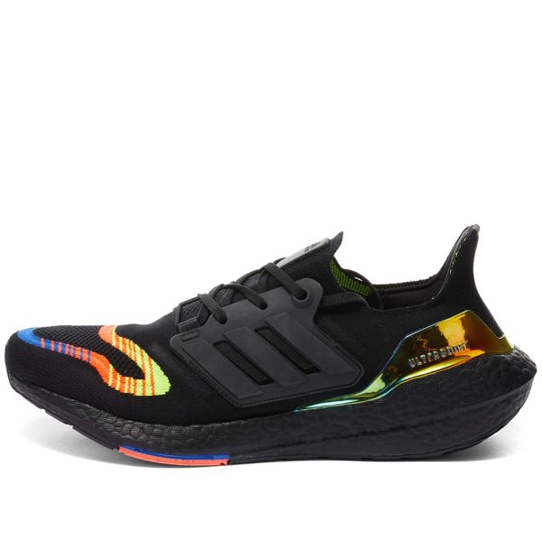 Adidas Men's Ultraboost 22 (HQ0965) черного цвета
