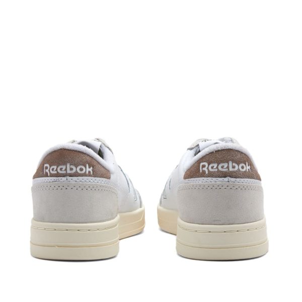 Reebok Men's LT Court (IG0396) белого цвета