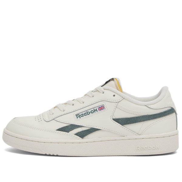 Reebok Men's Club C Revenge (IG9436) зеленого цвета