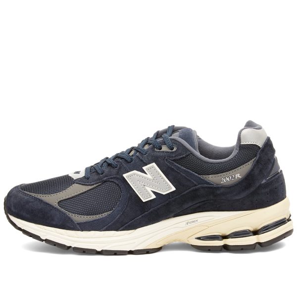 New Balance Men's M2002RCA (M2002RCA)  цвета