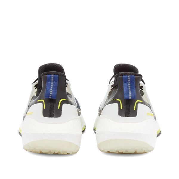 Adidas Men's Ultraboost 21 C.RDY (S23893) белого цвета