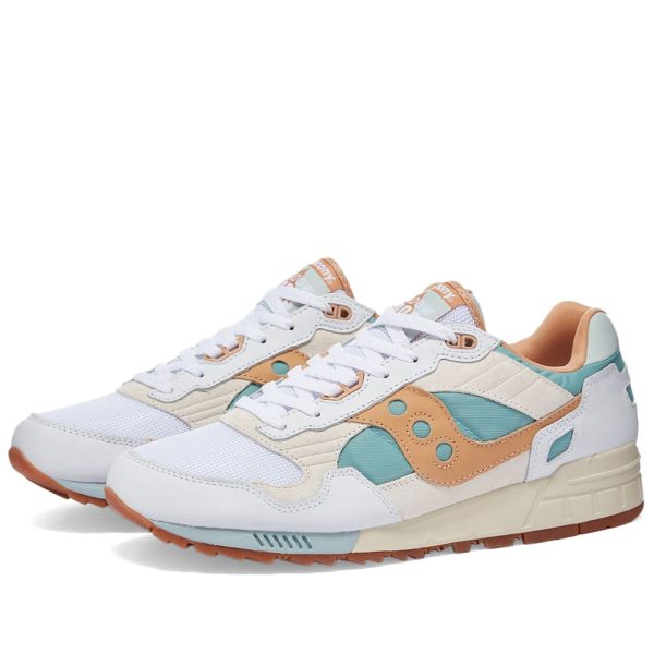 Saucony Men's Shadow 5000 (S70584-2) белого цвета