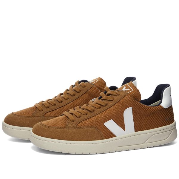 Veja Men's V-12 Mesh & Suede (XD0102814B) белого цвета