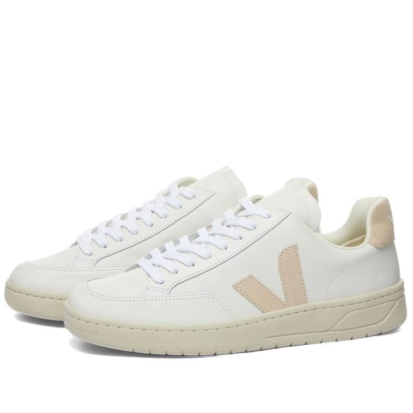 Veja Men's V-12 Leather (XD0202335B) белого цвета