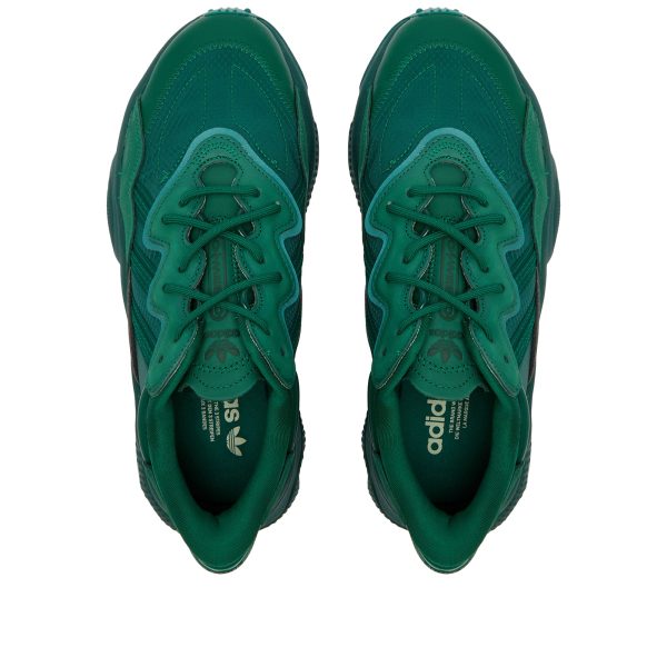 Adidas Women's Ozweego W (GW2204) зеленого цвета