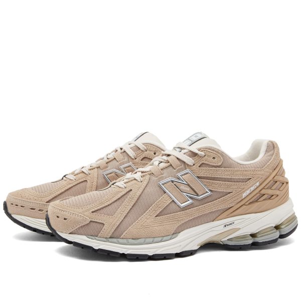 кроссовки New Balance M1906RW (M1906RW) бежевого цвета