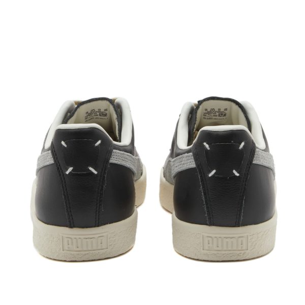 PUMA Clyde Base (39009102)  черного цвета
