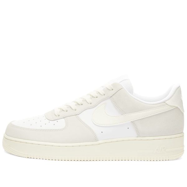 Nike Air Force 1 (CW7584-100) белого цвета