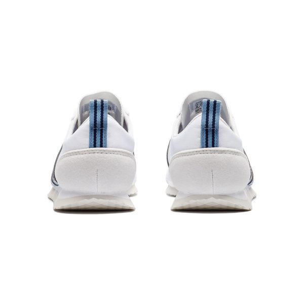 Adidas Vs Jog (DB0466) белого цвета