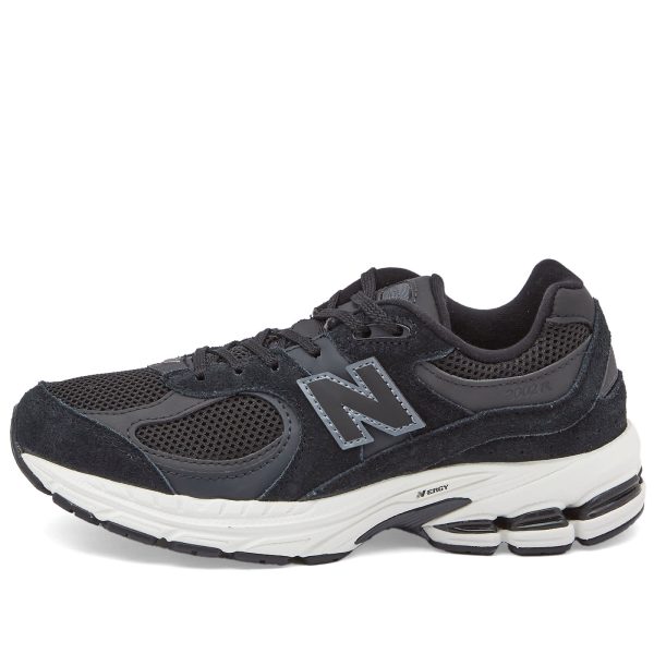 New Balance GC2002BK (GC2002BK) черного цвета