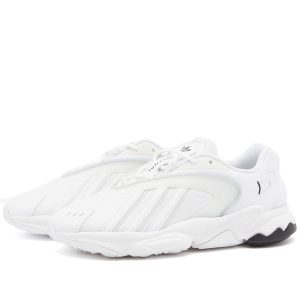 Adidas Men's Oztral (HP6568) белого цвета