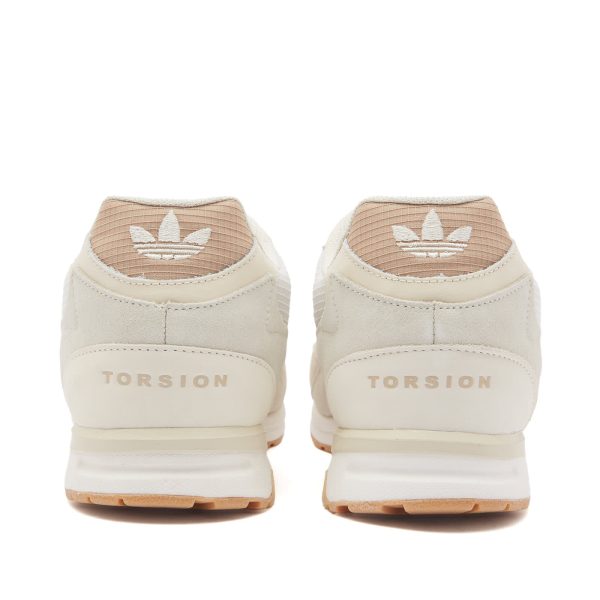 Adidas Torsion Super (IE4212) белого цвета