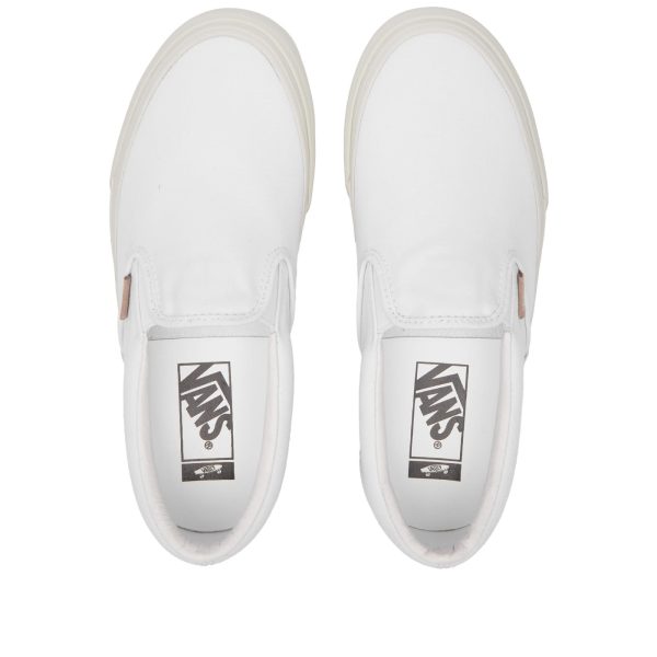 Vans Vault x JJJJound UA Classic Slip-On VLT LX (VN0A3QXYW001) белого цвета