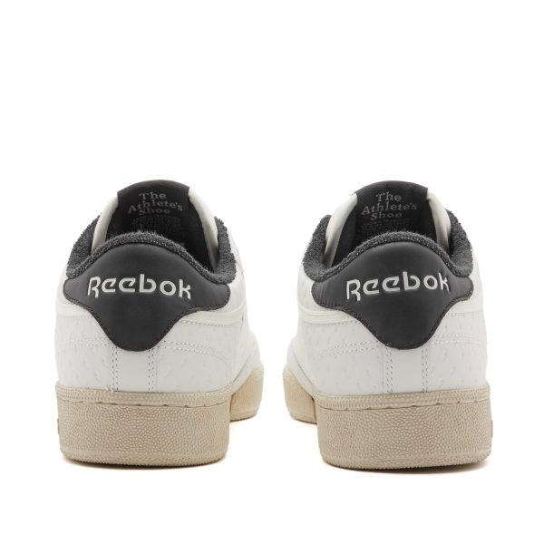 Reebok Club C (RMIA011C99LEA0030110) белого цвета