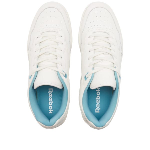 Reebok BB4000 (RMIA013C99LEA0010145) белого цвета