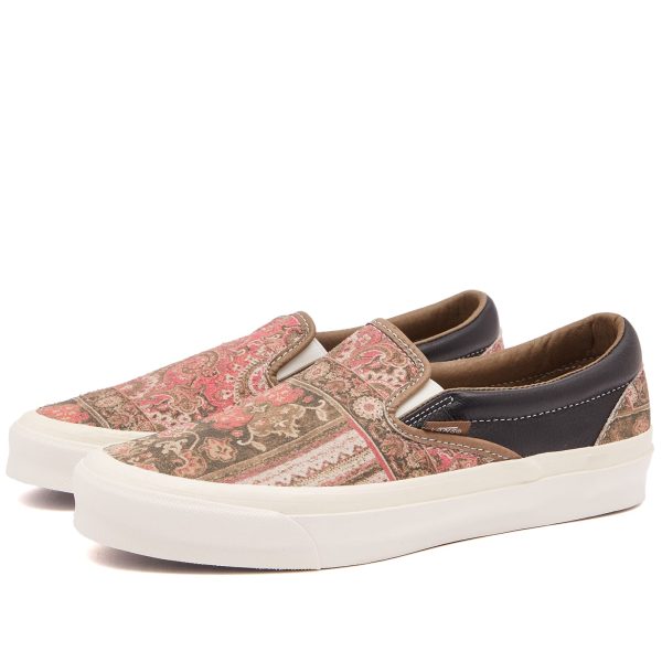 Vans Vault WoUA OG Classic Slip-On LX (VN0A32QNBYW1)  цвета