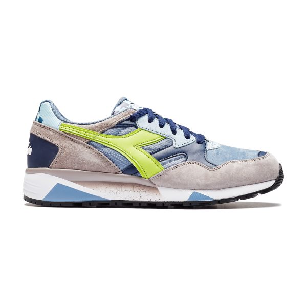 Diadora N9002 (501178570C0498) серого цвета