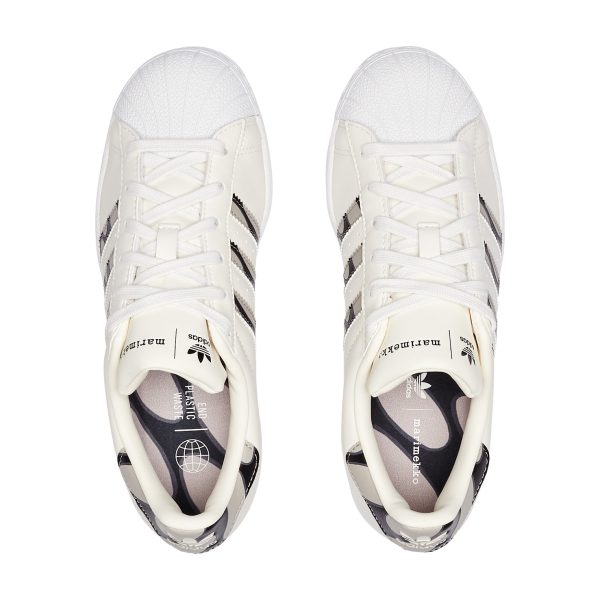 Adidas Adidas X Marimekko Superstar (HP9779) белого цвета