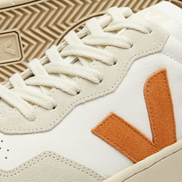 Veja V-90 Organic Leather (VD2003389B) белого цвета