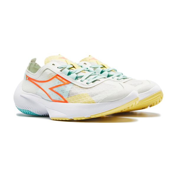 Diadora Equipe Corsa W (101177628C9328) белого цвета