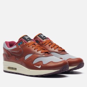 кроссовки Nike x Patta Air Max 1 (DO9549-200) коричневого цвета