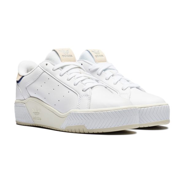 Adidas Court Tourino (GY4427) белого цвета