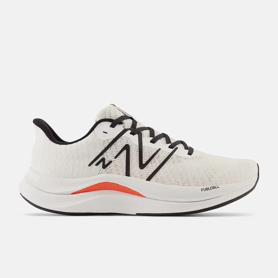 New Balance Fuelcell Propel V3 (MFCPRLW4) белого цвета