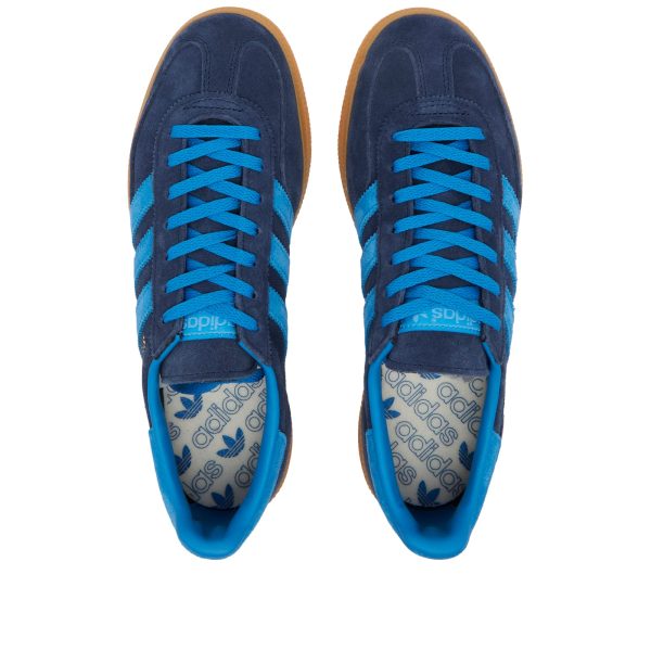 Adidas Handball Spezial Night Indigo/Bright Blue/Gum (IE5895) голубого цвета