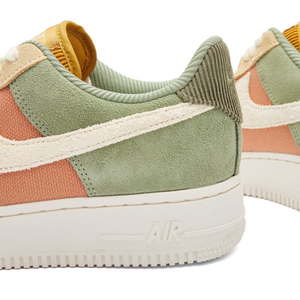 Nike WoW AIR FORCE 1 ’07 LX Oil Green/Pale Ivory/Oxford Pink (FZ3782-386) зеленого цвета