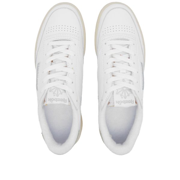 Reebok Club C 85 Vintage Footwear White/Paper White/Vintage (RMIA04HC99LEA0020100) белого цвета