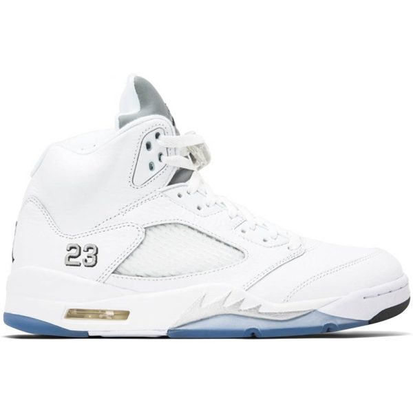 Air Jordan 5 Retro White Metallic (136027-130) белого цвета