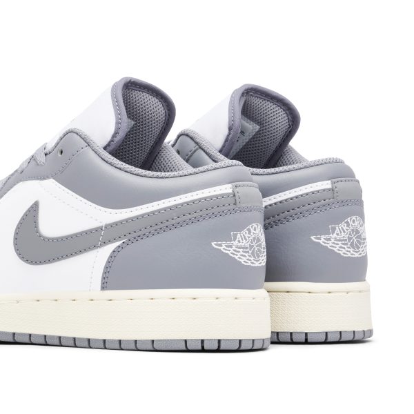 Air Jordan 1 Low Vintage Grey (553560-053) серого цвета