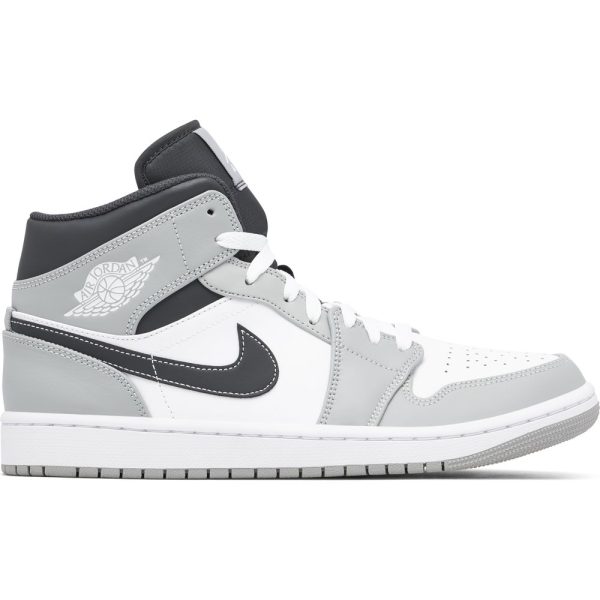 Air Jordan 1 Mid Smoke Grey (554724-078) черного цвета