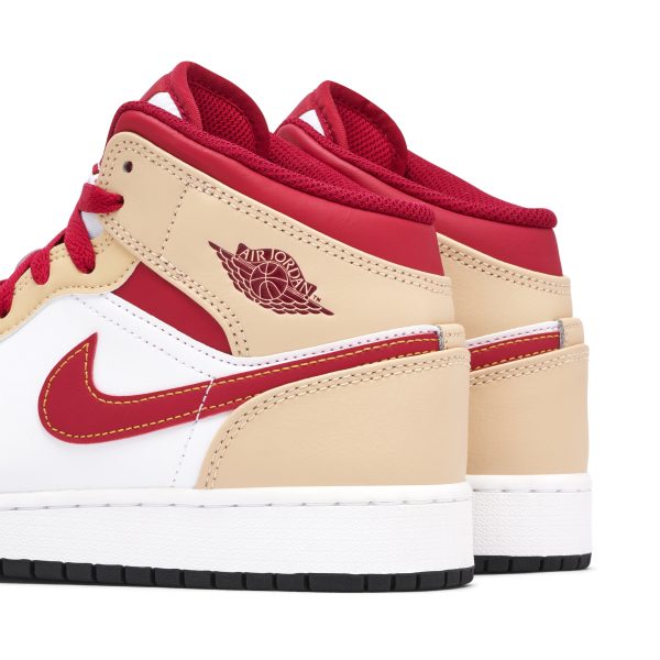 Air Jordan 1 Mid White Beige Red (554725-201) белого цвета