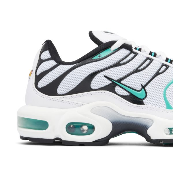 Nike Air Max Plus White Hyper Jade Atmos (604133-148) белого цвета