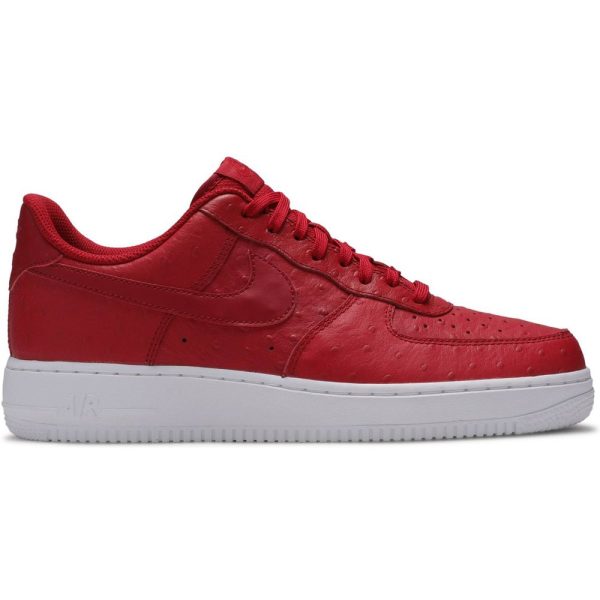 Nike Air Force 1 07 LV8 Gym (718152-603) красного цвета