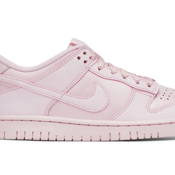 Nike Dunk Low Pink (921803-601) розового цвета