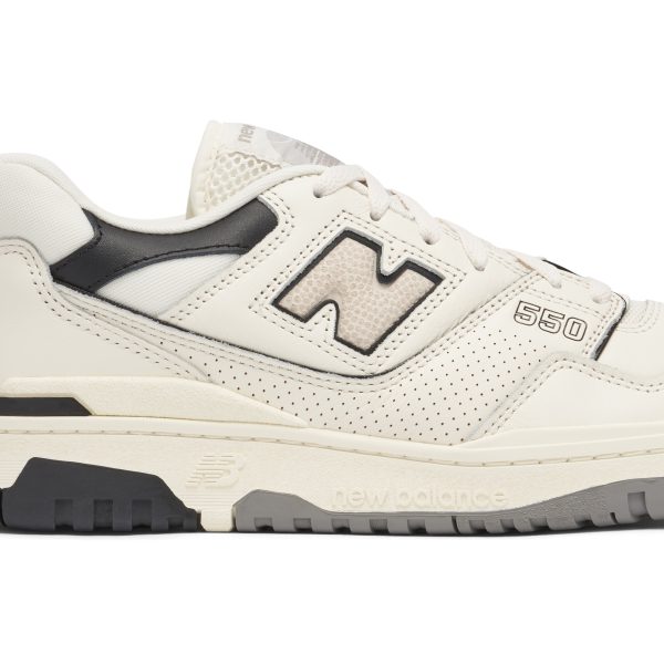 New Balance 550 Cream (BB550LWT) черного цвета