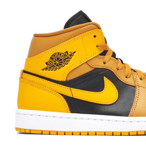 Air Jordan 1 Mid University Gold (BQ6472-700) золотого цвета