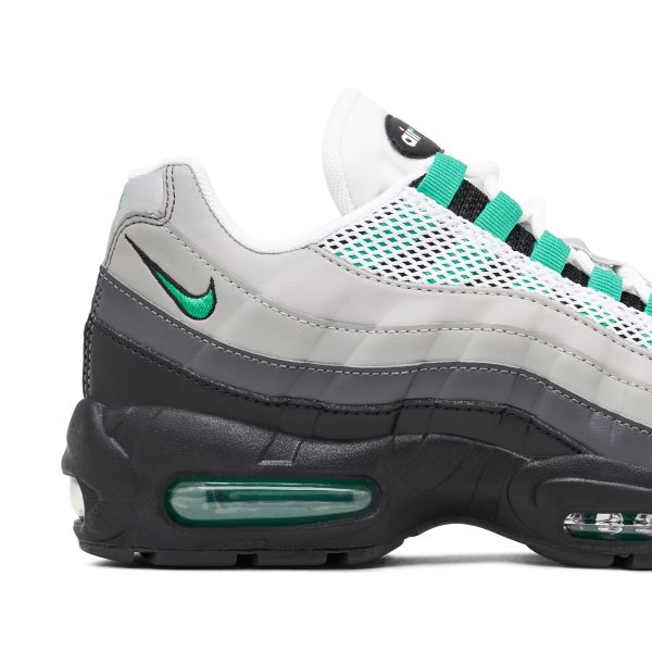 Nike Air Max 95 Next Nature Stadium Green (DH8015-002) зеленого цвета