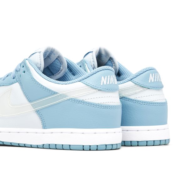 Nike Dunk Low Clear Swoosh Blue (DH9756-401) голубого цвета