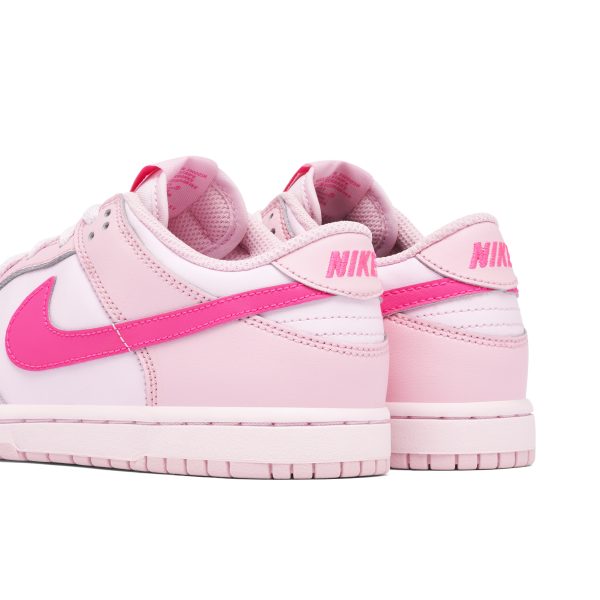 Nike Dunk Low Triple Pink (DH9756-600) розового цвета