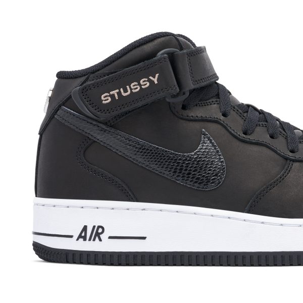 Stussy x Nike Air Force 1 Mid (DJ7840-001) черного цвета