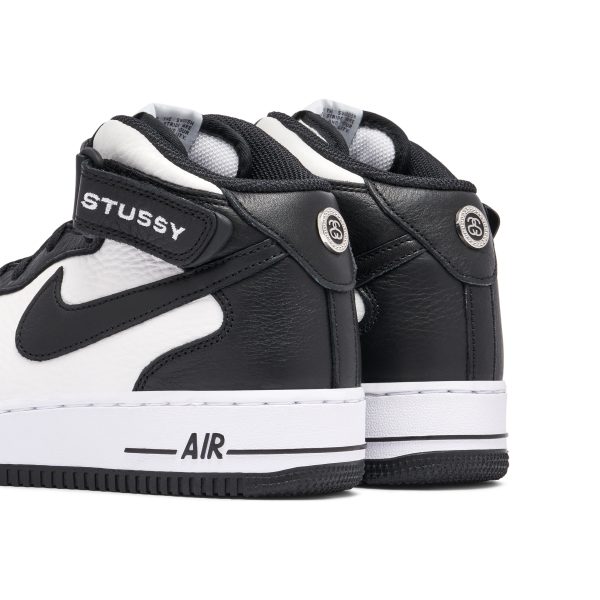 Stussy x Nike Air Force 1 Mid Black (DJ7840-002) белого цвета