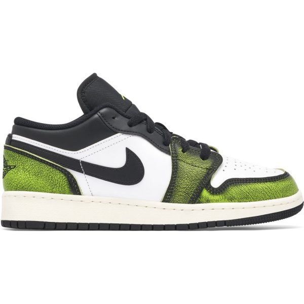 Air Jordan 1 Low White Black Green (DO8244-003) белого цвета