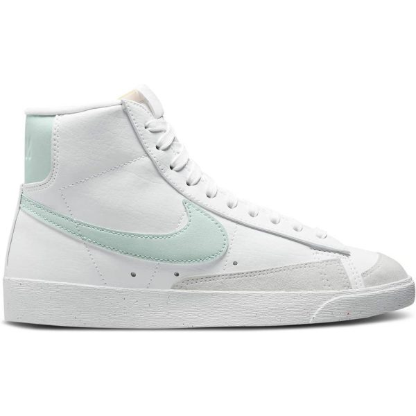 Nike Blazer Mid 77 Next Nature White (DQ4124-102) белого цвета