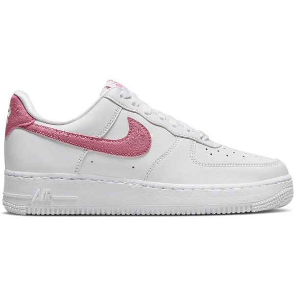 Nike Air Force 1 07 Essential White Berry (DQ7569-101) белого цвета