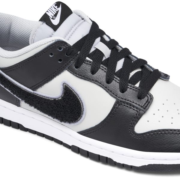 Nike Dunk Low Chenille Swoosh Black (DQ7683-001) черного цвета